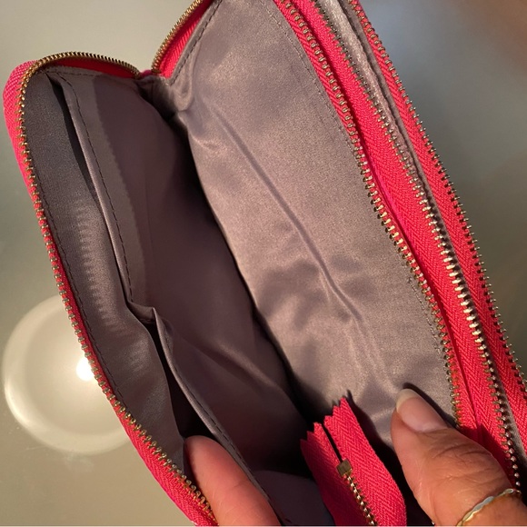 Kate Landry wallet - Picture 5 of 12